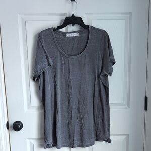 Charcoal Gray Women's Short Sleeve Top